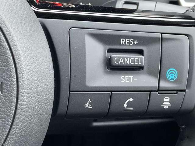 エクストレイル １．５　Ｇ　雹害車　プロパイロット　ＮＩＳＳＡＮ　ＣＯＮＮＥＣＴ　ＥＴＣ　ＬＥＤヘッドライト　スマートキー　バックモニター　レーンキープアシスト　ワンオーナー　衝突被害軽減ブレーキ（6枚目）