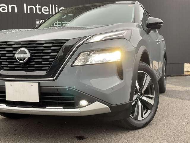 エクストレイル １．５　Ｇ　雹害車　プロパイロット　ＮＩＳＳＡＮ　ＣＯＮＮＥＣＴ　ＥＴＣ　ＬＥＤヘッドライト　スマートキー　バックモニター　レーンキープアシスト　ワンオーナー　衝突被害軽減ブレーキ（9枚目）