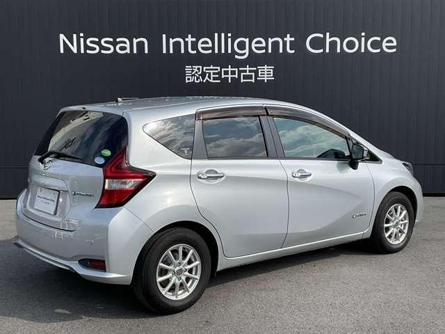 ノート 1.2 e-POWER X 純正メモリーナビ アラウンドモニター 360°カメラ Rカメラ 運転席助手席エアバック レーンキープ AUTOエアコン 1オーナー 盗難防止システム ナビTV サイドカメラ 運転席エアバッグ キーレスエントリー LEDヘッド ドラレコ(3枚目)