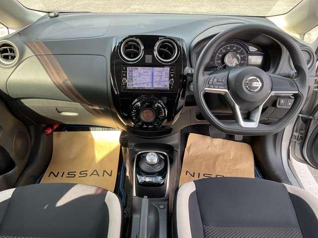 ノート 1.2 e-POWER X 純正メモリーナビ アラウンドモニター 360°カメラ Rカメラ 運転席助手席エアバック レーンキープ AUTOエアコン 1オーナー 盗難防止システム ナビTV サイドカメラ 運転席エアバッグ キーレスエントリー LEDヘッド ドラレコ(4枚目)