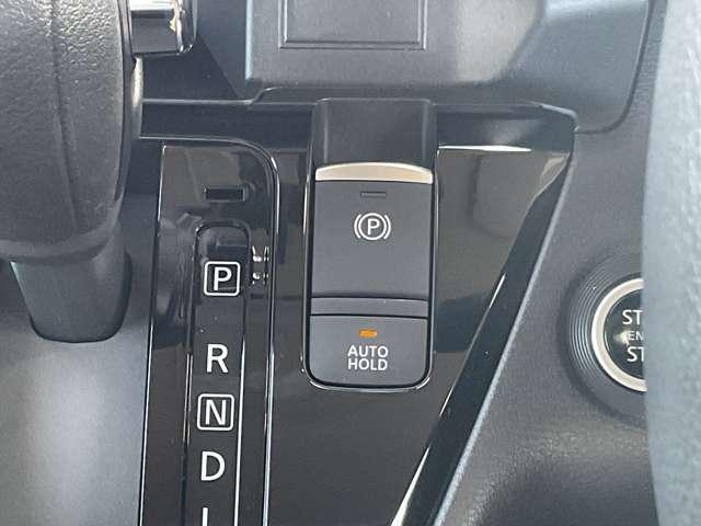 ルークス ６６０　ハイウェイスターＧターボ　プロパイロットエディション　【大画面ナビ】【アラウンドビューモニター】【プロパイロット】★被害軽減ブレーキ★踏み間違い防止アシスト★フロント＆リヤソナー★ＬＤＷ★リヤシーリングファン★（10枚目）