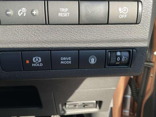 サクラ Ｘ　充電ケーブル有　【純正９インチナビ】★バックモニター★ドラレコ前・室内★ＥＴＣ★充電ケーブル★ＬＥＤヘッドライト★踏み間違い防止★ＶＤＣ★（13枚目）