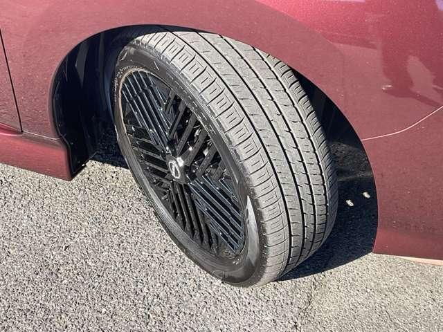 リーフ Ｘ　Ｖセレクション　９０周年記念車　１２セグ　ケーブル有　【プロパイロット】【ＮＩＳＳＡＮ　ＣＯＮＮＥＣＴナビ】【アラウンドビューモニター★ＬＥＤ★インテリジェントルームミラー★純正前後ドラレコ★ステアリング・シートヒーター★（22枚目）