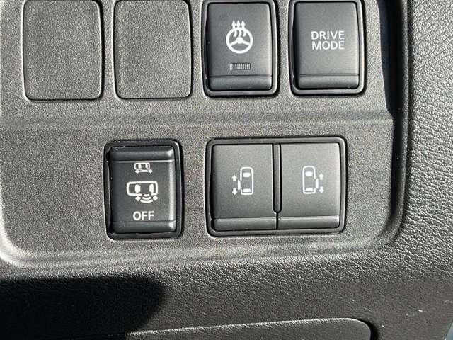 セレナ １．２　ｅ－ＰＯＷＥＲ　ハイウェイスター　Ｖ　プロパイロット　後席モニター　寒冷地　３６０°カメラ　エマジェンシーブレーキ　１オナ　寒冷地仕様　スマキー　バックカメラ　ＬＥＤ　レーンアシスト　ＥＴＣ　ドラレコ　イモビ　サイドカーテンエアバック　フルオートエアコン　アルミホイール（18枚目）