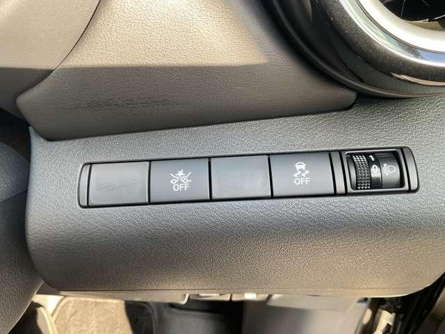 キックス 1.2 X FOUR (e-POWER) 【アラウンドビューモニター】★プロパイロット★純正9インチナビ★ETC★ドラレコ前室内★インテリジェントルームミラー★4WD★LEDヘッドライト★SOSコール★(17枚目)