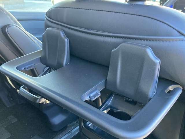 セレナ ２．０　ハイウェイスターＶ　日産コネクトナビ　後席モニター　プロパイロ　Ｗ電動スライド　レーダークルコン　レーンアシスト　ＬＥＤランプ　盗難防止システム　ＥＴＣ装備　カーテンエアバッグ　アルミホイール　キーフリー　メモリ－ナビ　ナビＴＶ　エアコン　ドラレコ　ワンセグＴＶ（19枚目）