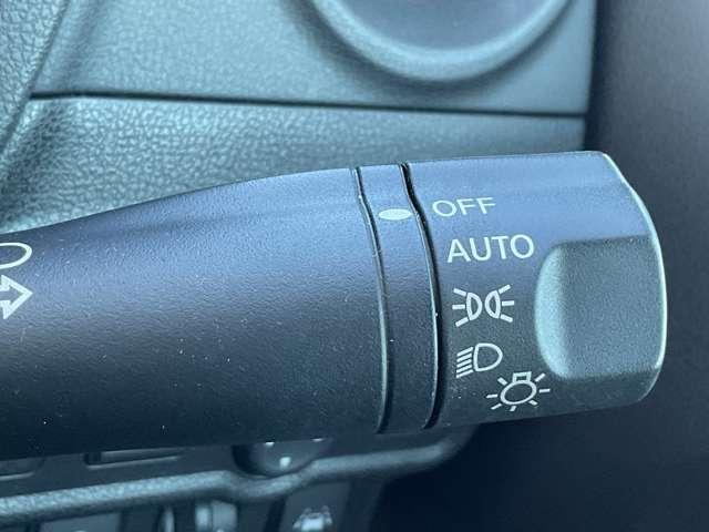 ノート 1.2 X 純正ナビ アラウンドビューモニター レーダーブレーキサポート 1オーナー車 スマトキー セキュリティーアラーム キーレス 運転席助手席エアバッグ ナビTV ワンセグ バックカメラ エアコン パワーウィンドウ パワーステアリング ABS(9枚目)