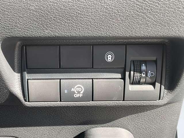 デイズ ６６０　ハイウェイスターＸ　純正ナビ　アラウンドビューモニター　ＥＴＣ　リアカメラ　衝突軽減ブレーキ　スマートキ　ＬＤＷ　地デジ　ＡＡＣ　ＥＴＣ付き　ハイビームアシスト　アイドリングＳ　ワンオーナー車　セキュリティ　ナビＴＶ（12枚目）