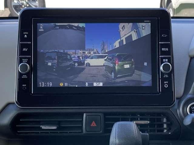 デイズ ６６０　Ｘ　純正ナビ　アラウンドビューモニター　アイドリングストップ付き　地デジフルセグ　エマ－ジェンシ－ブレ－キ　オートハイビーム　インテリキ－　運転席エアバッグ　バックモニタ　サイドエアバック　車線逸脱警報（10枚目）