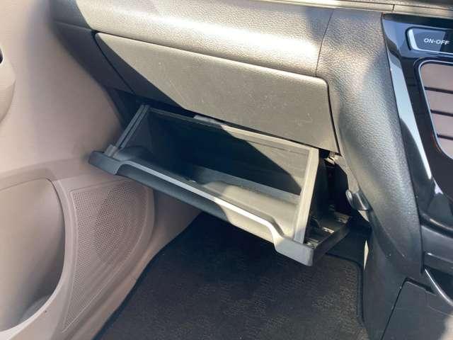 デイズ ６６０　Ｘ　純正ナビ　アラウンドビューモニター　アイドリングストップ付き　地デジフルセグ　エマ－ジェンシ－ブレ－キ　オートハイビーム　インテリキ－　運転席エアバッグ　バックモニタ　サイドエアバック　車線逸脱警報（14枚目）