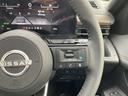 プロパイロット【同一車線運転支援技術】搭載。高速道路でドライバーに代わってアクセル、ブレーキ、ステアリングを自動制御します。