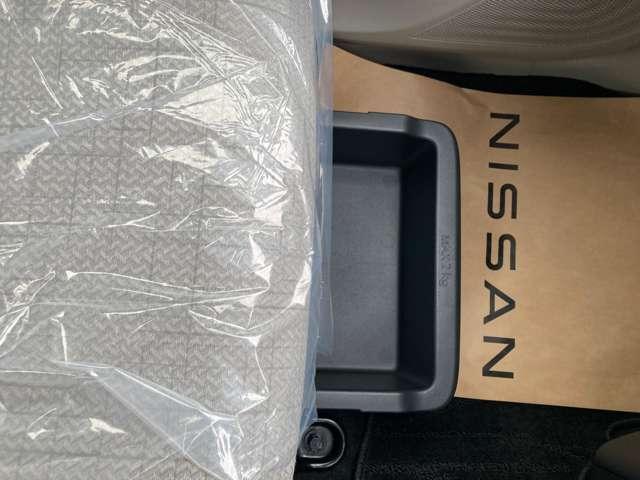 デイズ ６６０　Ｘ　純正ディスプレーオーディオ　衝突軽減　★純正ディスプレーオーディオ★バックモニター★純正アルミ★オートライト★ハイビームアシスト★アイドリングストップ★インテリＬＩ★インテリキー★踏み間違い防止★衝突軽減（19枚目）