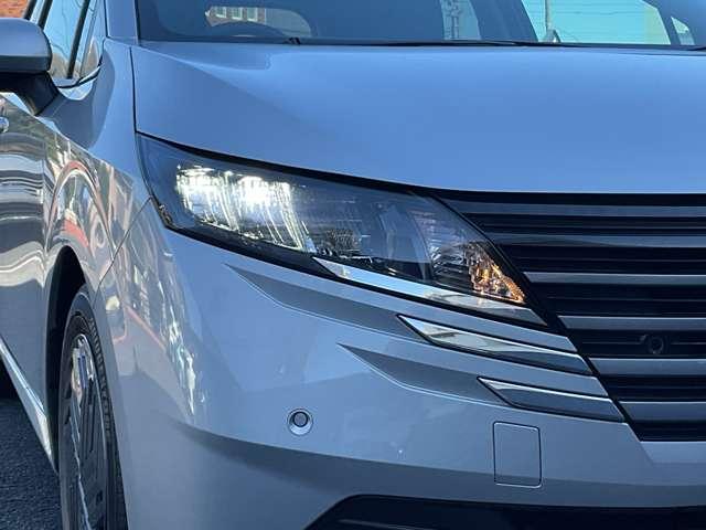 ノート 1.2 X 雹害車 こちらの車両はひょう害車となります。新車保証はありません。軽微な凹みがありますが、走行に問題はございません。店頭にて現車をご確認いただきましてからのみの販売となります。(10枚目)