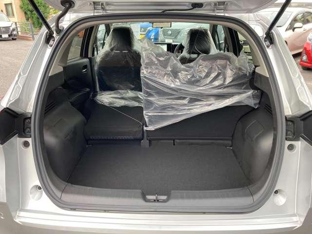 オーラ 1.2 G 雹害車 コネクトナビ プロパイロット こちらの車両はひょう害車となります。新車保証はありません。軽微な凹みがありますが、走行に問題はございません。店頭にて現車をご確認いただきましてからのみの販売となります(14枚目)