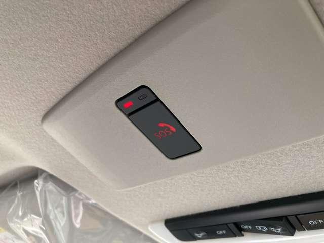 オーラ 1.2 G 雹害車 コネクトナビ プロパイロット こちらの車両はひょう害車となります。新車保証はありません。軽微な凹みがありますが、走行に問題はございません。店頭にて現車をご確認いただきましてからのみの販売となります(19枚目)