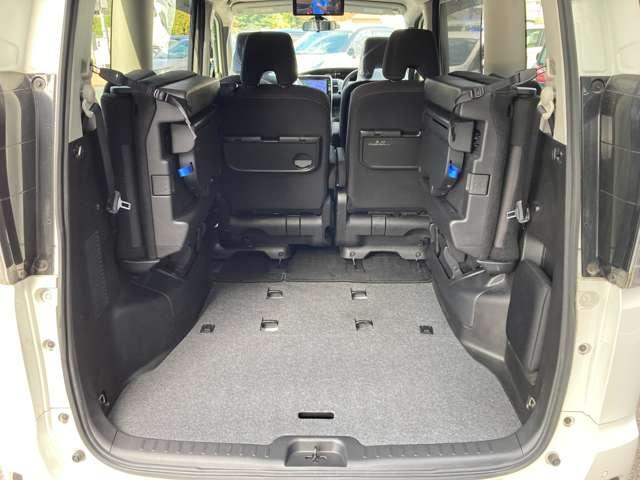 セレナ 1.2 e-POWER ハイウェイスター V 純正9インチナビ 後席モニター ドラレコ 360°カメラ エマジェンシーブレーキ 1オナ 寒冷地仕様 スマキー バックカメラ 禁煙 LED レーンアシスト 点検記録簿付 クルコン ETC ドラレコ サイドカーテンエアバック フルオートエアコン(14枚目)