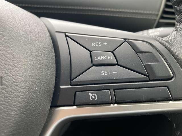 セレナ 2.0 ハイウェイスター VセレクションII ★純正9インチナビ TV★両側ハンズフリーオートスライド★全周囲カメラ★LEDライト★ハイビームアシスト★ETC★ドラレコ★クルコン★踏み間違い防止★車線逸脱★(17枚目)