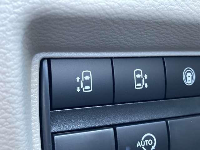 ルークス 660 X 雹害車 こちらの車両はひょう害車となります。新車保証はありません。軽微な凹みがありますが、走行に問題はございません。店頭にて現車をご確認いただきましてからのみの販売となります(13枚目)