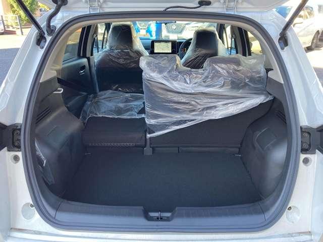 オーラ 1.2 G 雹害車 日産コネクトナビ こちらの車両はひょう害車となります。新車保証はありません。軽微な凹みがありますが、走行に問題はございません。店頭にて現車をご確認いただきましてからのみの販売となります(14枚目)