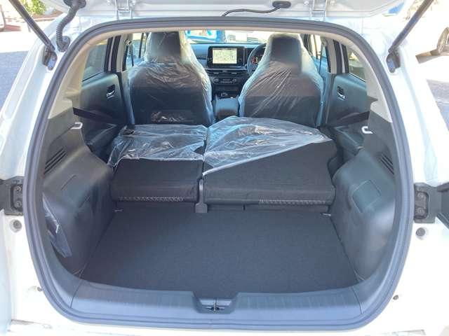 オーラ 1.2 G 雹害車 日産コネクトナビ こちらの車両はひょう害車となります。新車保証はありません。軽微な凹みがありますが、走行に問題はございません。店頭にて現車をご確認いただきましてからのみの販売となります(15枚目)