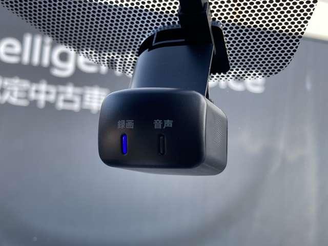 スカイライン 400R ★メーカーナビ★BOSEサウンド★アンビエントライトシステム★ドラレコ★全周囲カメラ★ホワイトレザーシート★シートヒーター★インテリクルコン★ETC★パトルシフト(8枚目)