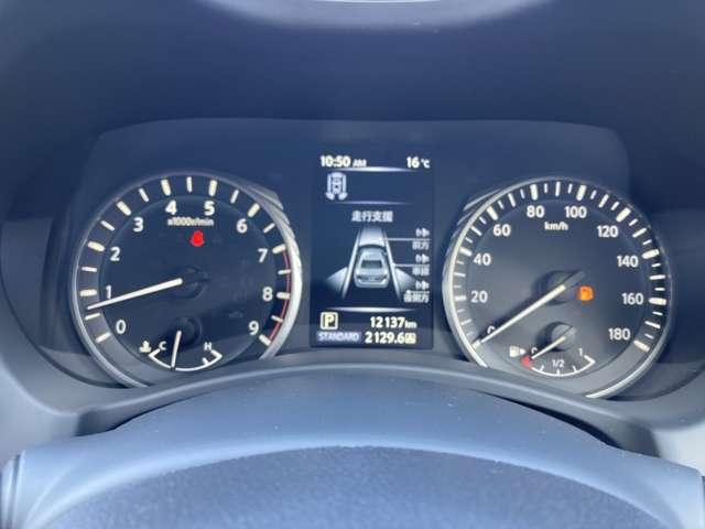 スカイライン 400R ★メーカーナビ★BOSEサウンド★アンビエントライトシステム★ドラレコ★全周囲カメラ★ホワイトレザーシート★シートヒーター★インテリクルコン★ETC★パトルシフト(9枚目)