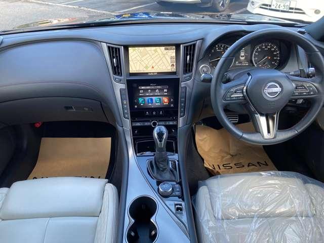 スカイライン 400R ★メーカーナビ★BOSEサウンド★アンビエントライトシステム★ドラレコ★全周囲カメラ★ホワイトレザーシート★シートヒーター★インテリクルコン★ETC★パトルシフト(10枚目)