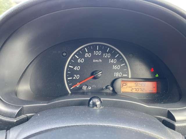 マーチ １．２　Ｘ　Ｖセレクション　純正ナビ　ＴＶ　ドラレコ　衝突軽減　ＥＴＣ車載器　ドラレコ　バックカメラ　スマートキー　オートエアコン　キーフリー　禁煙車　アイドリングストップ　Ｗエアバック　メンテナンスノート　ワンオーナー　ワンセグＴＶ　ＡＢＳ　パワーウィンドウ（9枚目）