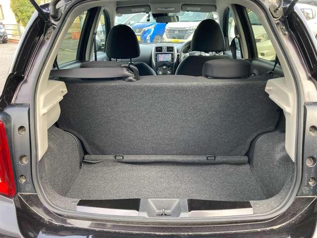 マーチ １．２　Ｘ　Ｖセレクション　純正ナビ　ＴＶ　ドラレコ　衝突軽減　ＥＴＣ車載器　ドラレコ　バックカメラ　スマートキー　オートエアコン　キーフリー　禁煙車　アイドリングストップ　Ｗエアバック　メンテナンスノート　ワンオーナー　ワンセグＴＶ　ＡＢＳ　パワーウィンドウ（13枚目）