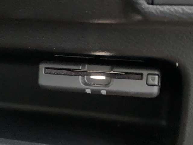 デイズ ６６０　Ｘ　純正９インチナビ　バックモニター　ＥＴＣ　踏み間違え防止　禁煙　スマートキー　バックカメラ　ＥＴＣ　レーンキープ　アイドリングストップ　ドライブレコーダー　キーレス　フルオートエアコン　ナビＴＶ　ＷＡＢ　記録簿　運転席エアバック　ＰＳ　ＡＢＳ（6枚目）