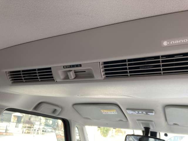 �������V�[�����O�t�@���ł��B�S�Ȃ̃G�A�R���̕����㕔���Ȃ܂ő����ł��܂��B