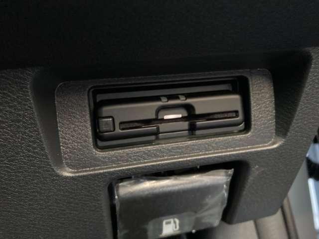 ノート １．２　Ｘ　純正９インチナビ　全周囲カメラ　ドラレコ　助手席エアバック　ＰＳ　ＰＷ　地デジ　キーフリーシステム　【ＬＥＤヘッドライト】　ＡＡＣ　記録簿付き　ワンオ－ナ－車　オートハイビーム　カーテンエアバック（9枚目）