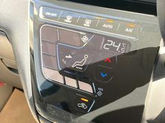 ◆◆◆オートエアコンです。温度設定だけであとは自動で風量・温度を調節します。ドライブを快適なものにします。 7