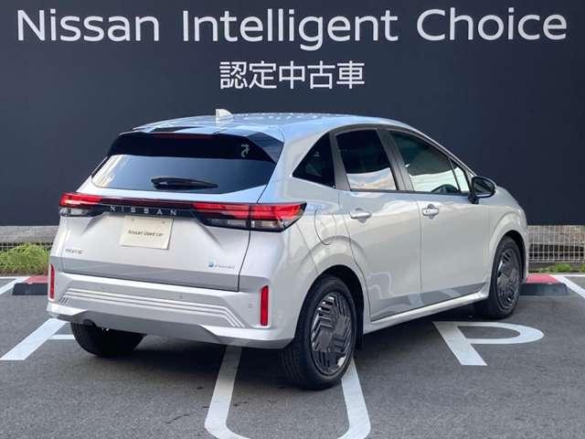 ノート １．２　Ｘ　雹害車　衝突被害軽減ブレ－キ　禁煙車　ＬＥＤヘッドライト　レーンアシスト　インテリジェントキー　盗難防止システム　サイドカーテンエアバック　パワーウィンドウ　オートエアコン　キーレス　ＡＢＳ　運転席エアバッグ（5枚目）