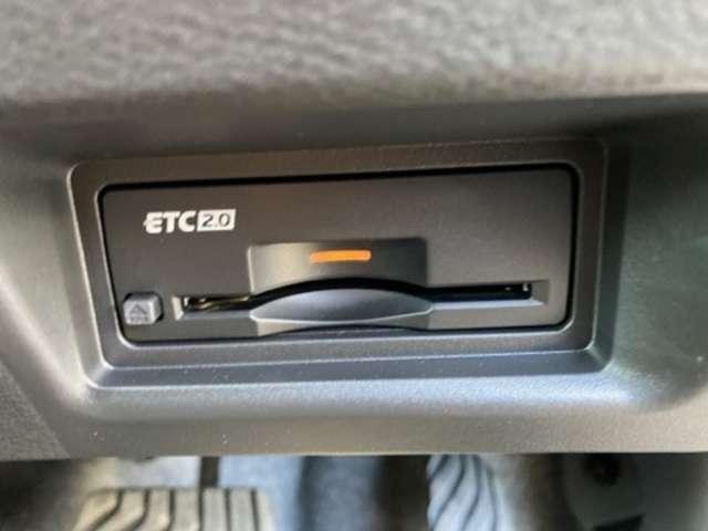 セレナ e-パワー ハイウェイスターV こちらの車両は、ひょう害による凹みがございますが走行には問題ありません。安心してご購入していただくため、ご来店・現車確認ができるお客様にのみ販売しております。(10枚目)