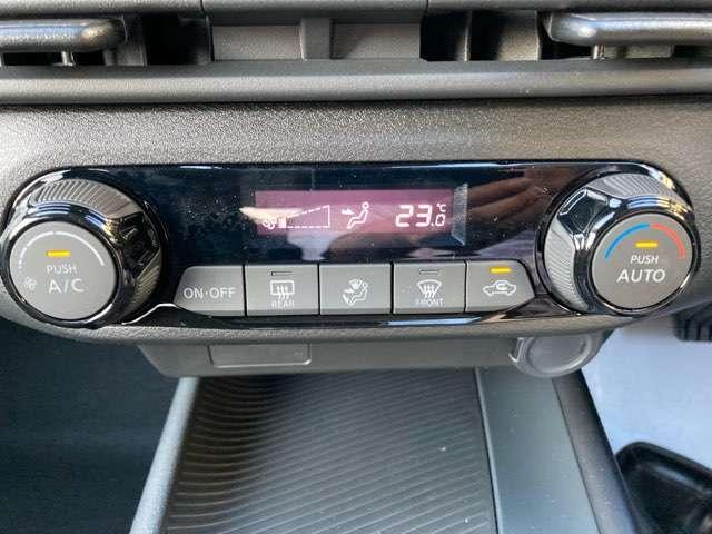 ノート １．２　Ｘ　雹害車　衝突被害軽減ブレ－キ　禁煙車　ＬＥＤヘッドライト　レーンアシスト　インテリジェントキー　盗難防止システム　サイドカーテンエアバック　パワーウィンドウ　オートエアコン　キーレス　ＡＢＳ　運転席エアバッグ（8枚目）
