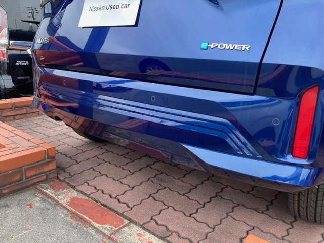 ノート X こちらの車両は、ひょう害による凹みがございますが走行には問題ありません。安心してご購入していただくため、ご来店・現車確認ができるお客様にのみ販売しております。(21枚目)