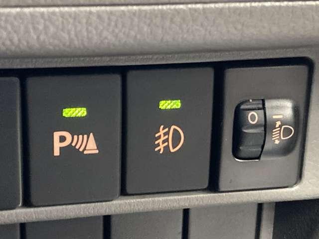 NV100クリッパーバン 660 GXターボ ハイルーフ 社外ナビ エマージェンシーブレーキ インテリジェントエマージェンシーブレーキ 車線逸脱防止 ドラレコ 1オーナー キーレス ETC フルオートエアコン PS 1セグTV メモリーナビ ABS 運転席エアバッグ ダブルエアバッグ ナビTV(10枚目)