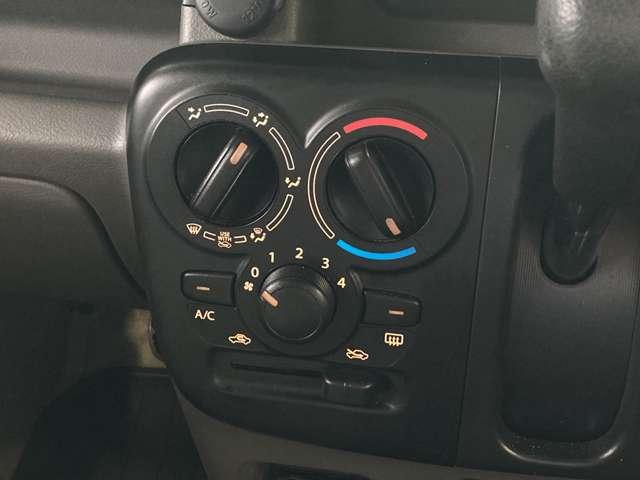 NV100クリッパーバン 660 GXターボ ハイルーフ 社外ナビ エマージェンシーブレーキ インテリジェントエマージェンシーブレーキ 車線逸脱防止 ドラレコ 1オーナー キーレス ETC フルオートエアコン PS 1セグTV メモリーナビ ABS 運転席エアバッグ ダブルエアバッグ ナビTV(11枚目)