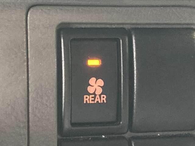 NV100クリッパーバン 660 GXターボ ハイルーフ 社外ナビ エマージェンシーブレーキ インテリジェントエマージェンシーブレーキ 車線逸脱防止 ドラレコ 1オーナー キーレス ETC フルオートエアコン PS 1セグTV メモリーナビ ABS 運転席エアバッグ ダブルエアバッグ ナビTV(12枚目)