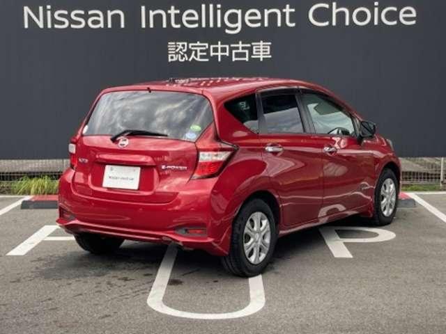 ノート 1.2 e-POWER X アラウンドビューモニター 純正ナビ 360°カメラ 記録簿付 Rカメラ 運転席助手席エアバック レーンキープ AUTOエアコン 1オーナー 盗難防止システム ナビTV サイドカメラ 運転席エアバッグ キーレスエントリー LEDヘッド(3枚目)