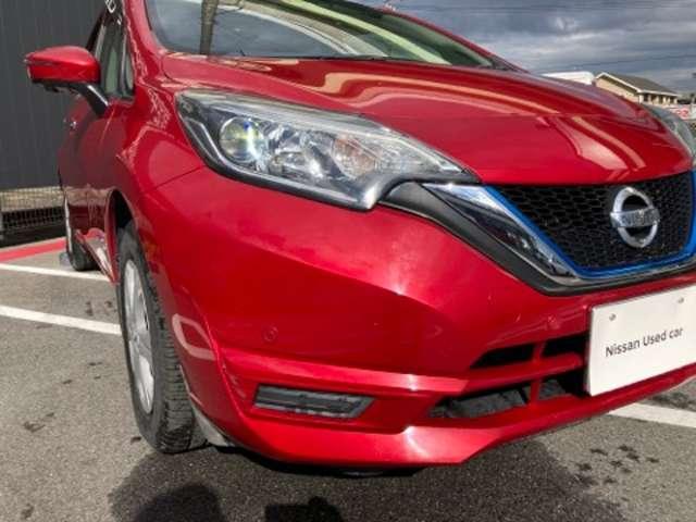 ノート 1.2 e-POWER X アラウンドビューモニター 純正ナビ 360°カメラ 記録簿付 Rカメラ 運転席助手席エアバック レーンキープ AUTOエアコン 1オーナー 盗難防止システム ナビTV サイドカメラ 運転席エアバッグ キーレスエントリー LEDヘッド(4枚目)