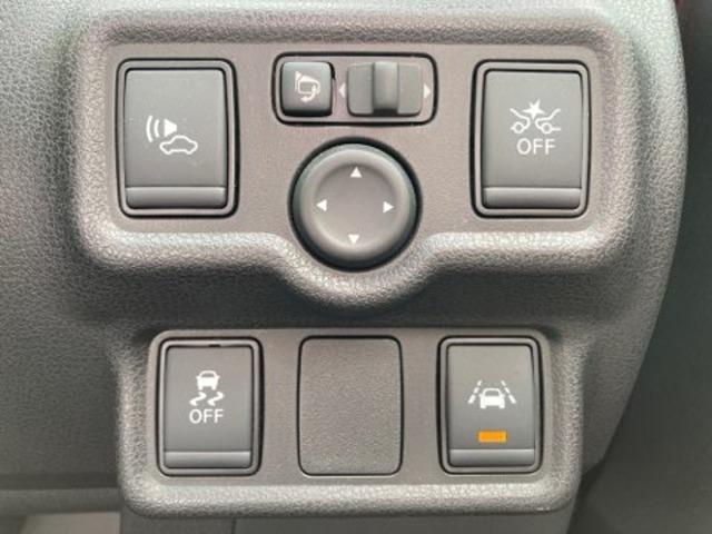 ノート 1.2 e-POWER X アラウンドビューモニター 純正ナビ 360°カメラ 記録簿付 Rカメラ 運転席助手席エアバック レーンキープ AUTOエアコン 1オーナー 盗難防止システム ナビTV サイドカメラ 運転席エアバッグ キーレスエントリー LEDヘッド(8枚目)