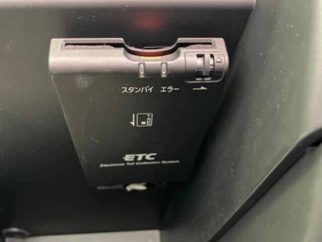 ノート 1.2 e-POWER X アラウンドビューモニター 純正ナビ 360°カメラ 記録簿付 Rカメラ 運転席助手席エアバック レーンキープ AUTOエアコン 1オーナー 盗難防止システム ナビTV サイドカメラ 運転席エアバッグ キーレスエントリー LEDヘッド(11枚目)