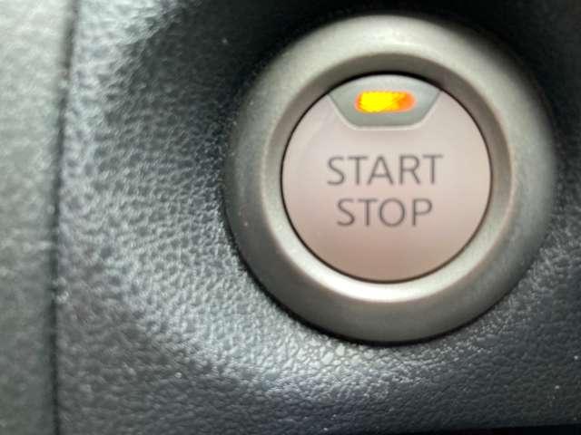 ノート 1.2 e-POWER X アラウンドビューモニター 純正ナビ 360°カメラ 記録簿付 Rカメラ 運転席助手席エアバック レーンキープ AUTOエアコン 1オーナー 盗難防止システム ナビTV サイドカメラ 運転席エアバッグ キーレスエントリー LEDヘッド(15枚目)