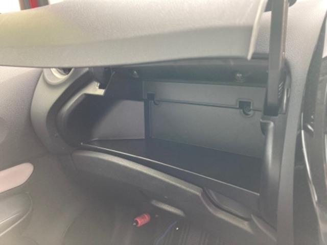 ノート 1.2 e-POWER X アラウンドビューモニター 純正ナビ 360°カメラ 記録簿付 Rカメラ 運転席助手席エアバック レーンキープ AUTOエアコン 1オーナー 盗難防止システム ナビTV サイドカメラ 運転席エアバッグ キーレスエントリー LEDヘッド(16枚目)