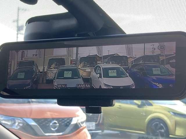 ノート 1.2 e-POWER X アラウンドビューモニター 純正ナビ 360°カメラ 記録簿付 Rカメラ 運転席助手席エアバック レーンキープ AUTOエアコン 1オーナー 盗難防止システム ナビTV サイドカメラ 運転席エアバッグ キーレスエントリー LEDヘッド(8枚目)