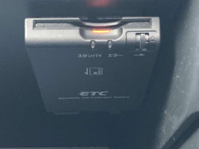 ノート 1.2 e-POWER X アラウンドビューモニター 純正ナビ 360°カメラ 記録簿付 Rカメラ 運転席助手席エアバック レーンキープ AUTOエアコン 1オーナー 盗難防止システム ナビTV サイドカメラ 運転席エアバッグ キーレスエントリー LEDヘッド(10枚目)