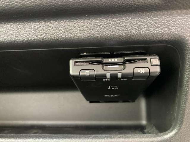 デイズ ６６０　Ｘ　アラウンドビューモニター　９インチナビ　アラウンドＭ　踏み間違え防止　スマートキー　イモビライザー　バックカメラ　１オーナー　ＥＴＣ　レーンキープ　アイドリングストップ　ドライブレコーダー　キーレス　フルオートエアコン　ナビＴＶ　ＷＡＢ（7枚目）