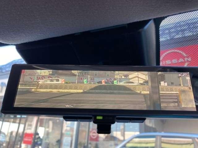 オーラ G レザーエディション こちらの車両は、ひょう害による凹みがございますが走行には問題ありません。安心してご購入していただくため、ご来店・現車確認ができるお客様にのみ販売しております。(15枚目)